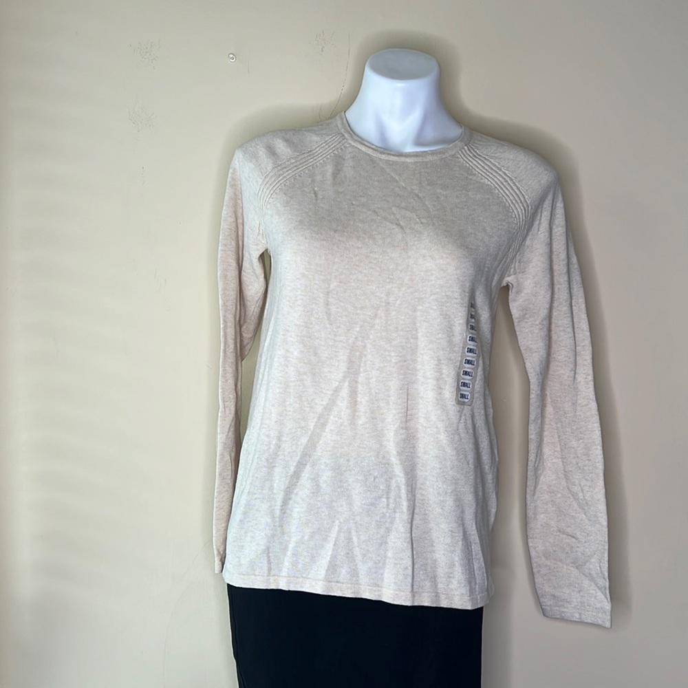 Jeanee Pierre sweater